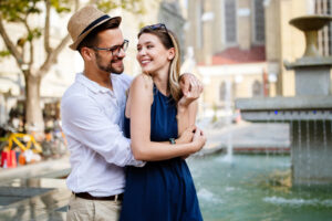 Sommerflirt oder Beziehung fürs Leben? Dating in Österreich zwischen See, Eisdiele und Festival
