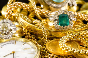 Wann sich ein Goldtest lohnt: Ringe, Ketten, Ohrringe und Zahngold im Haushalt
