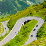 Roadtrip durch die Alpen: Welche digitale Reisevorbereitung heute wirklich sinnvoll ist