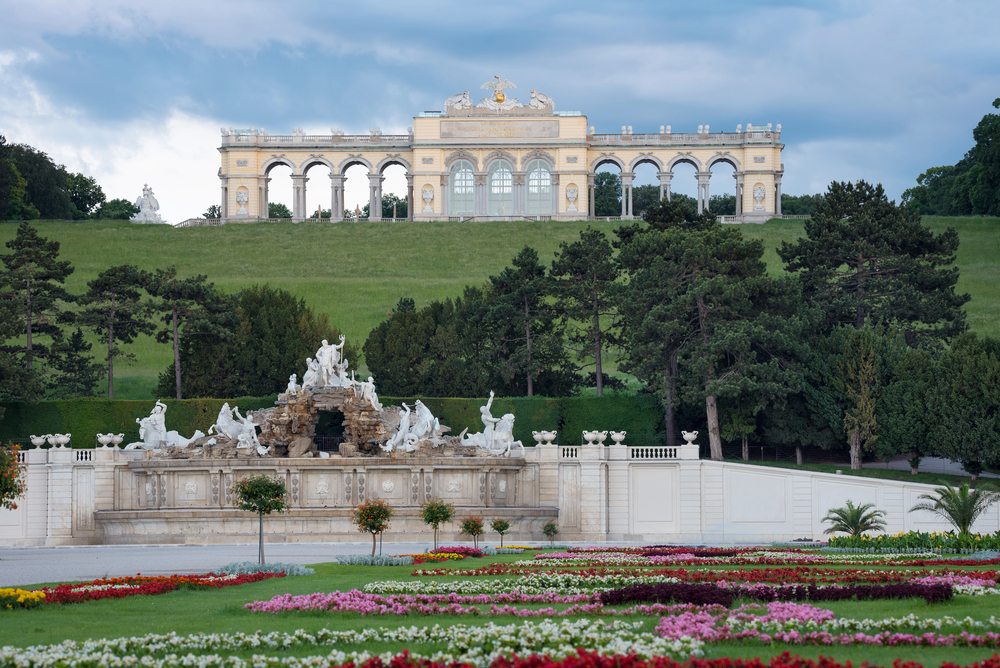 Wien rund um Schönbrunn: Schloss, Tiergarten und Hietzing an einem Wochenende